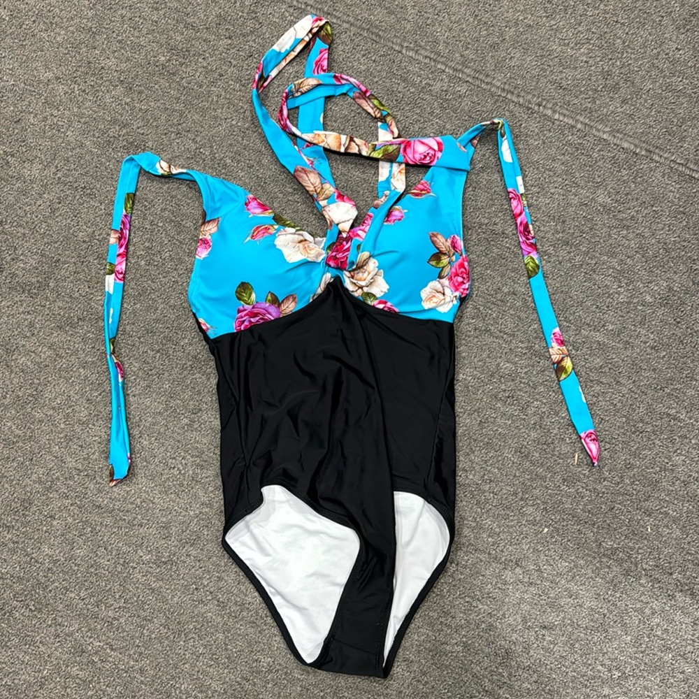 Cupshe L one piece swimsuit U1